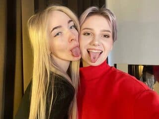 Antonia Barris &amp; Mae Beddingfield