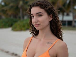 Adelina Bliss
