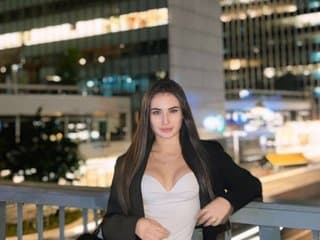 MiraaKiss