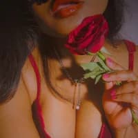 DIRTYSECRET_QUEEN_07