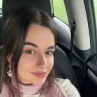 AnniBlum