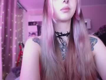 justmeowgirl