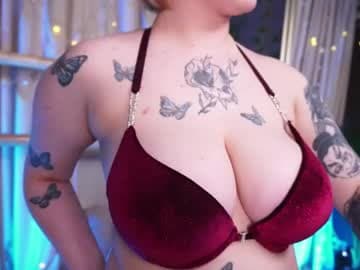 naomi_hotterr