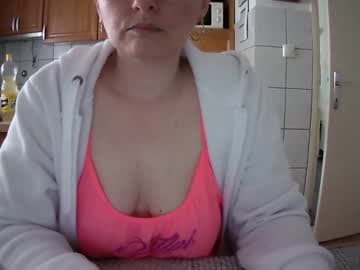 sanavi0806
