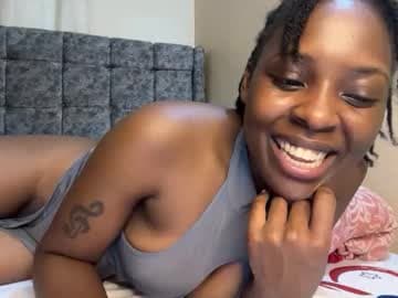soft_nicole